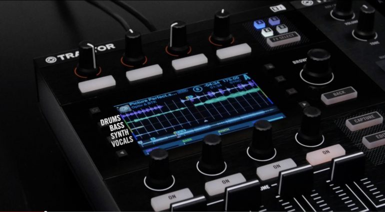 Native Instruments Traktor Kontrol D2 und Stems