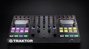 Native Instruments Traktor Kontrol S5