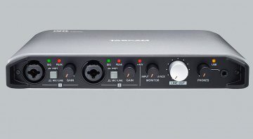 Tascam iXR USB Audiointerface iOS Front