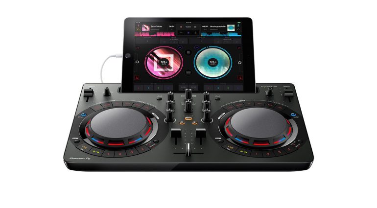 Pioneer WeDJ iOS App