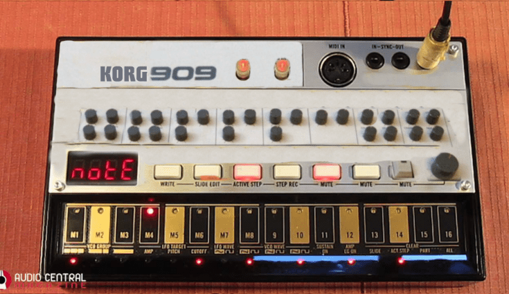 korg volca 909 - fake synth