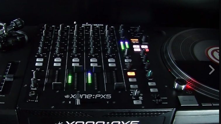 Xone:PX5 Traktor Scratch Pro