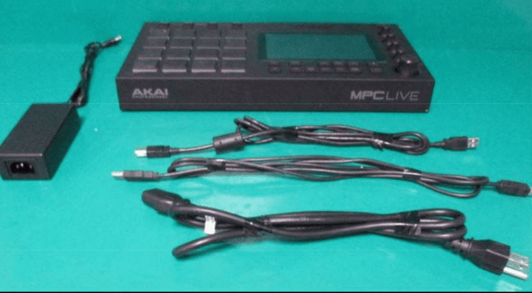 Leak: AKAI MPC jetzt doch Stand-alone? Willkommen MPC-Live!