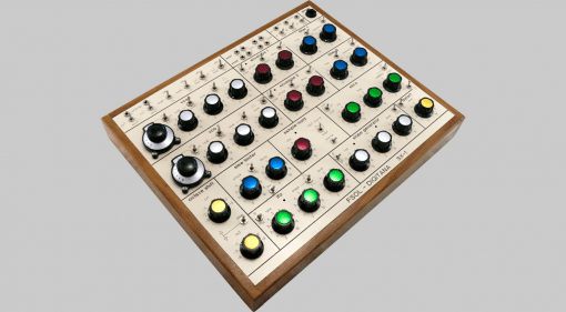 FSOL und Digitana Electronics SX-1 - ein Stand-alone Expander des EMS Synthi AKS