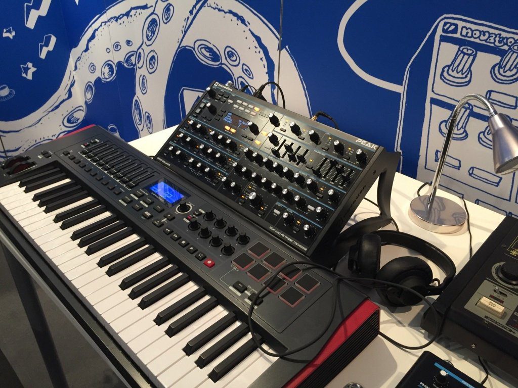 31 Novation Peak 2