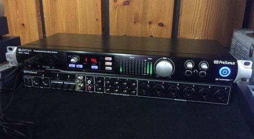 Presonus Quantum Thunderbolt Interface Superbooth Front Back