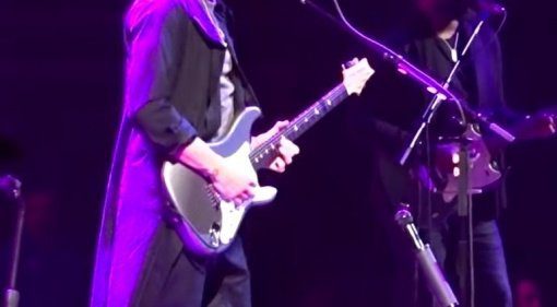 PRS John Mayer Stratocaster Leak 1