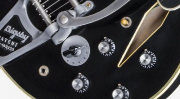 Gibson Shinichi-Ubukata-ES-355-Vintage-Ebony-VOS-closeup