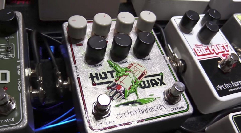 EHX Hot Wax = Hot Tubes + Crayon in einem Effektpedal gearnews.de