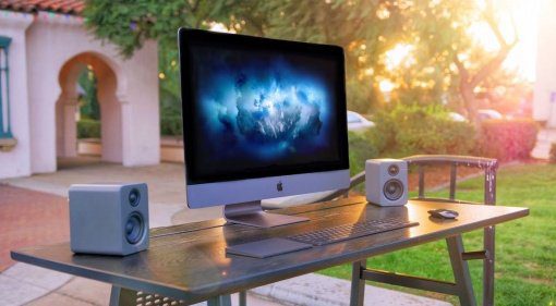 iMac Pro Front Teaser