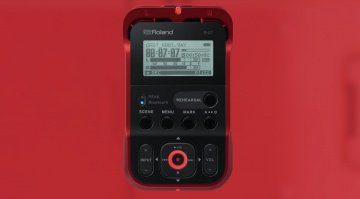 Roland R-07 Red Front Teaser