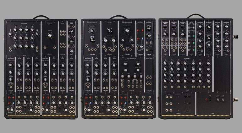 Moog Synthesizer IIIp