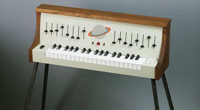 Love Hultén Noistation - handgemachter Design Synthesizer