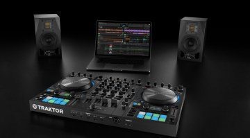 TRAKTOR KONTROL S4 MK3