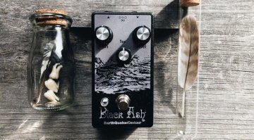 EarthQuaker-Devices-Black-Ash-Endangered-Fuzz