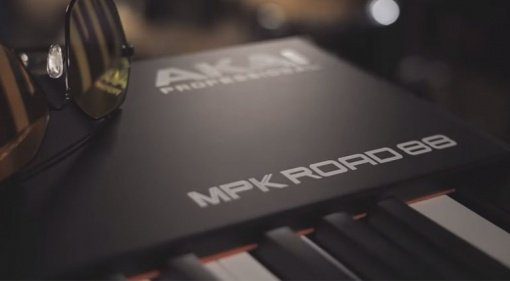 NAMM 2019: Akai Pro MPK Road 88 - ein Stage Piano für die Tour