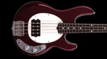 Ernie Ball Music Man Stingray Short Scale bass