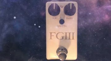 Red Witch Fuzz God III Effekt Pedal Front