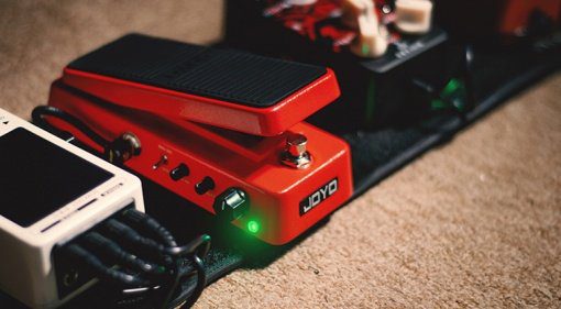 Das Joyo Audio Wah-II MULTIMODE im Einsatz auf dem Pedalboard.