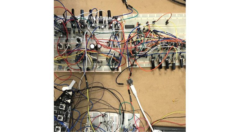 neues Analog-Gerät von IK Multimedia auf der Superbooth