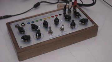 Meng Qi Wing Pinger Synthesizer