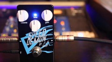 Crazy Tube Circuits Speed Demon Pedal Effekt Front Teaser