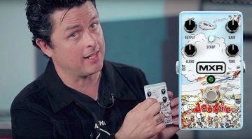 Watch-Billie-Joe-Armstrong-demo-the-new-MXR-Dookie-Drive-pedal