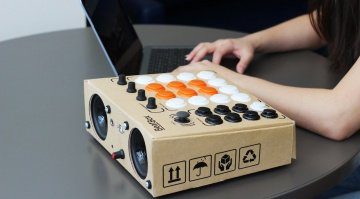 Rhythmo BeatBox - die Pappkarton Beatmachine mit Arcade Buttons zum Selberbauen