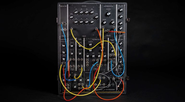 Moog Model 10