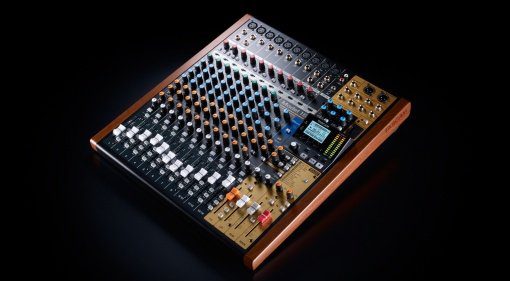 Tascam Model 16