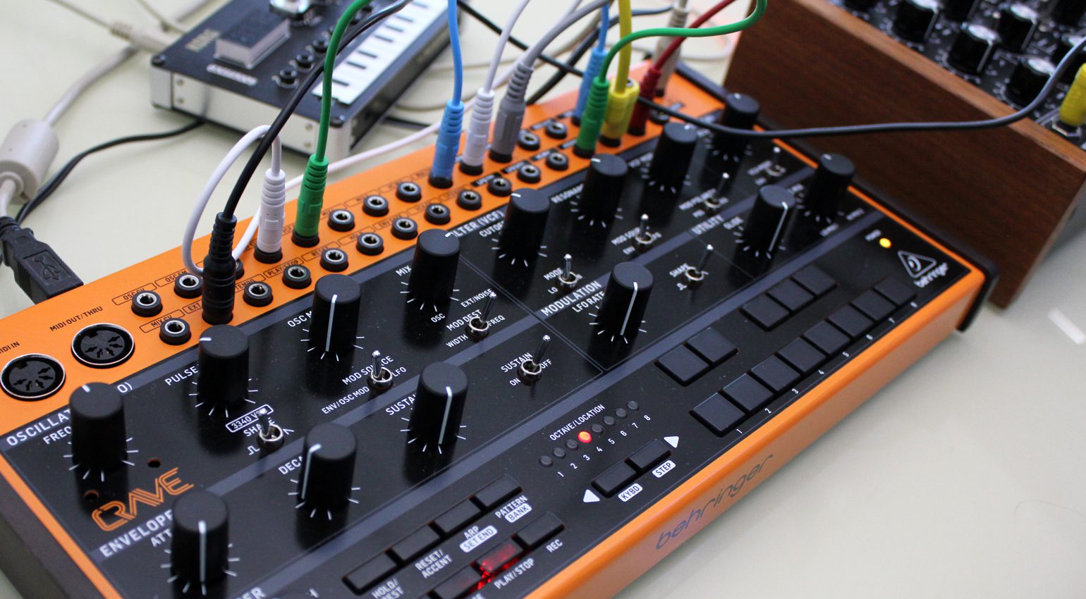 Behringer Crave mit Doepfer Dark Energy und Korg NTS-1