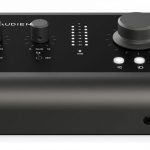 Frontansicht Audient iD14 MKII