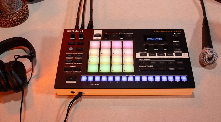 Roland VERSELAB MV-01: All-in-one Songwriting Maschine mit ZEN