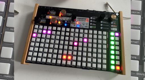 Synthstrom Deluge 4