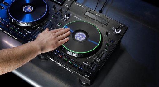 Denon DJ LC6000 Deck-Controller steuert Mediaplayer und DJ-Software