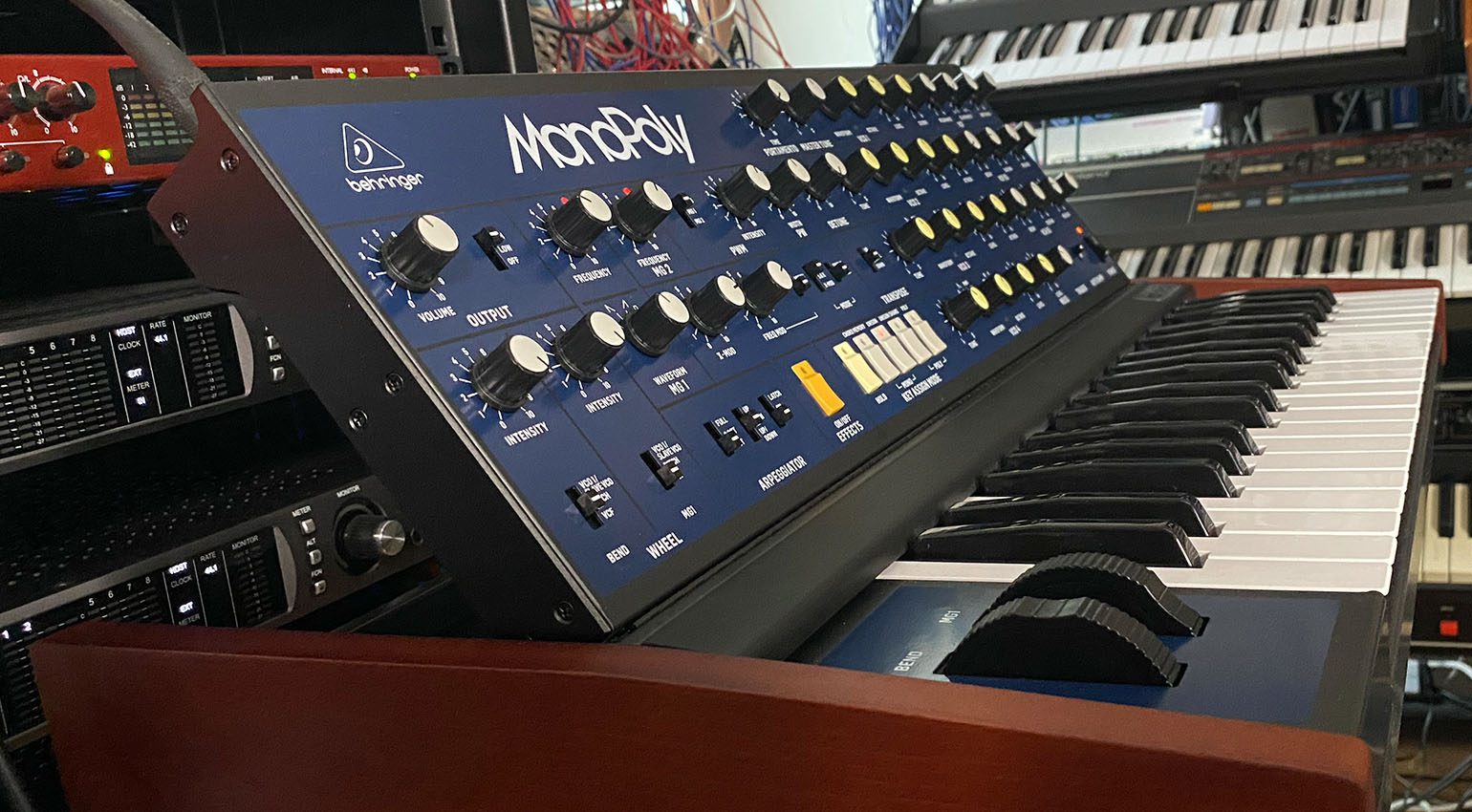 Angecheckt: Behringer MonoPoly Synthesizer