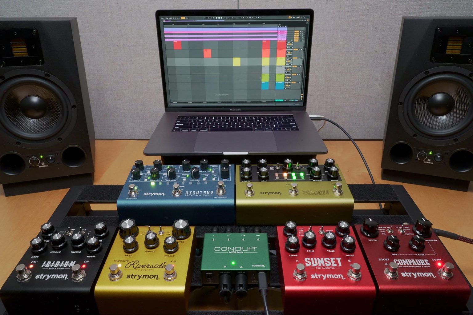 MIDI Hub fürs Pedalboard Strymon Conduit gearnews.de