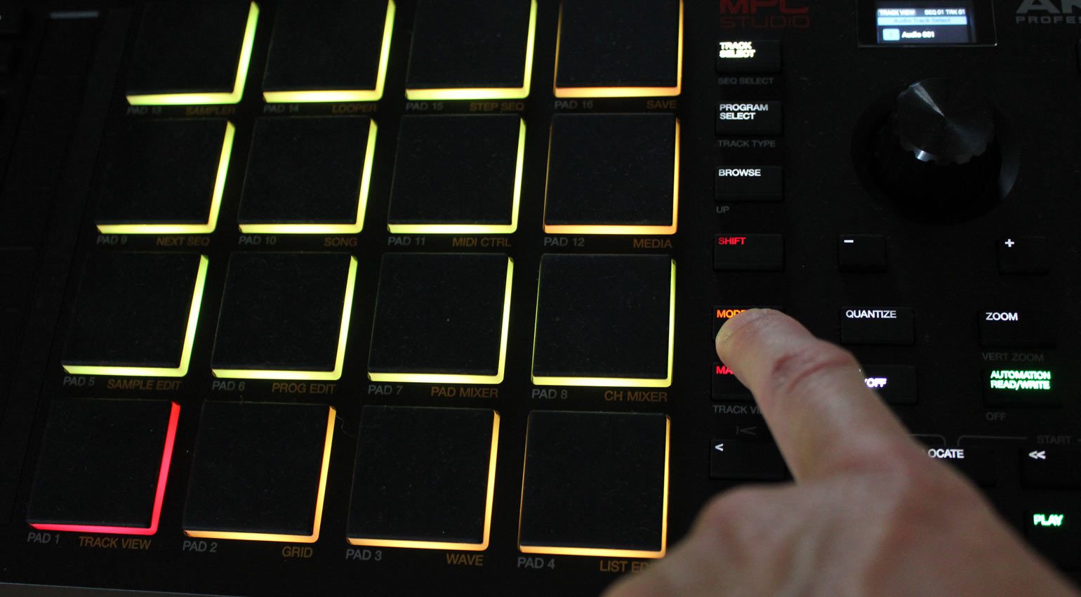 First Look Review: Akai MPC Studio and MPC Desktop production