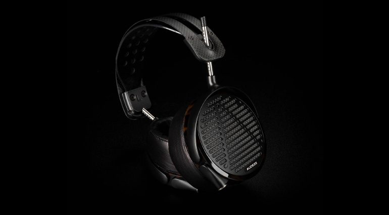 Audeze LCD-5: