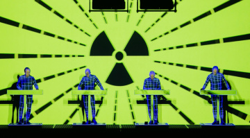 Kraftwerk - Ihre legendären Synthesizer, Sequencer & Sounds