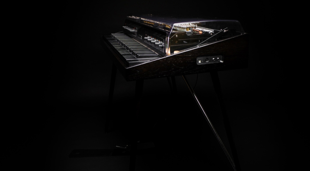 Rhodes MK8/80AE