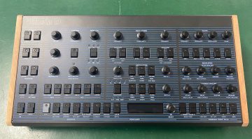 Behringer UBXa Desktop