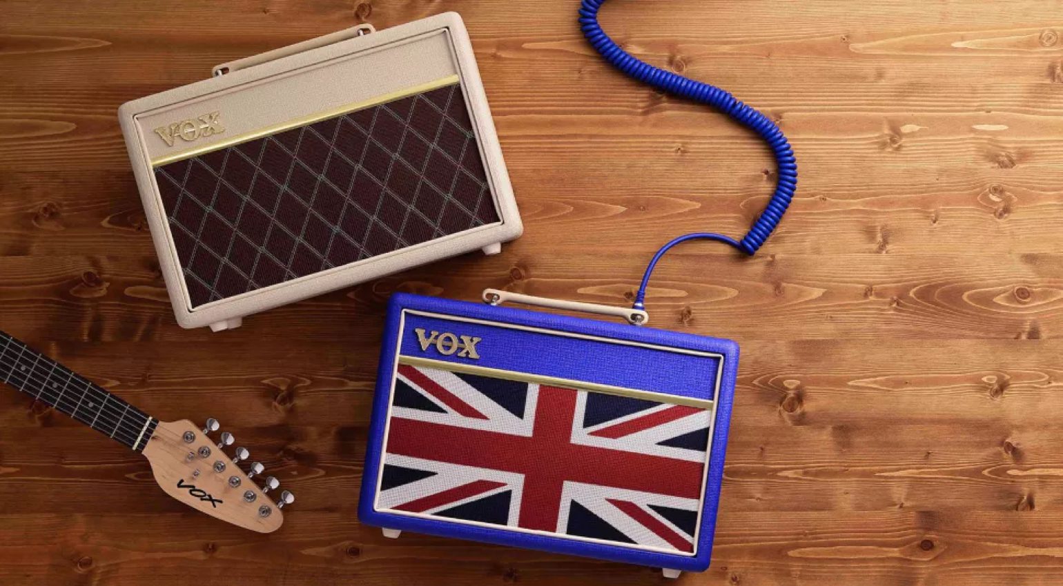 VOX Pathfinder 10 Union Jack Royal Blue & Creme Brown Limited Edition