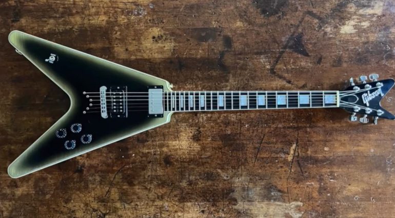 Gibson Adam Jones Flying-V