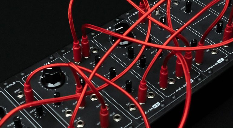 erica synths system mki x es.EDU - unter 800€ zum eigenen Modular