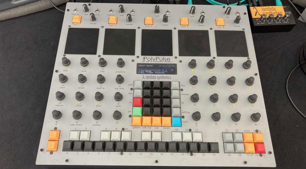 Lambda Synthetics PolyPulse Update: Jetzt mit Wavetables