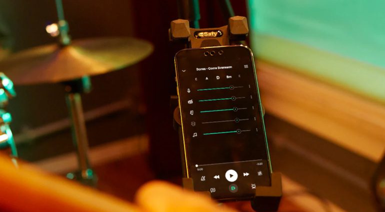 Moises App: KI erkennt automatisch Songparts, Lyrics und Akkorde