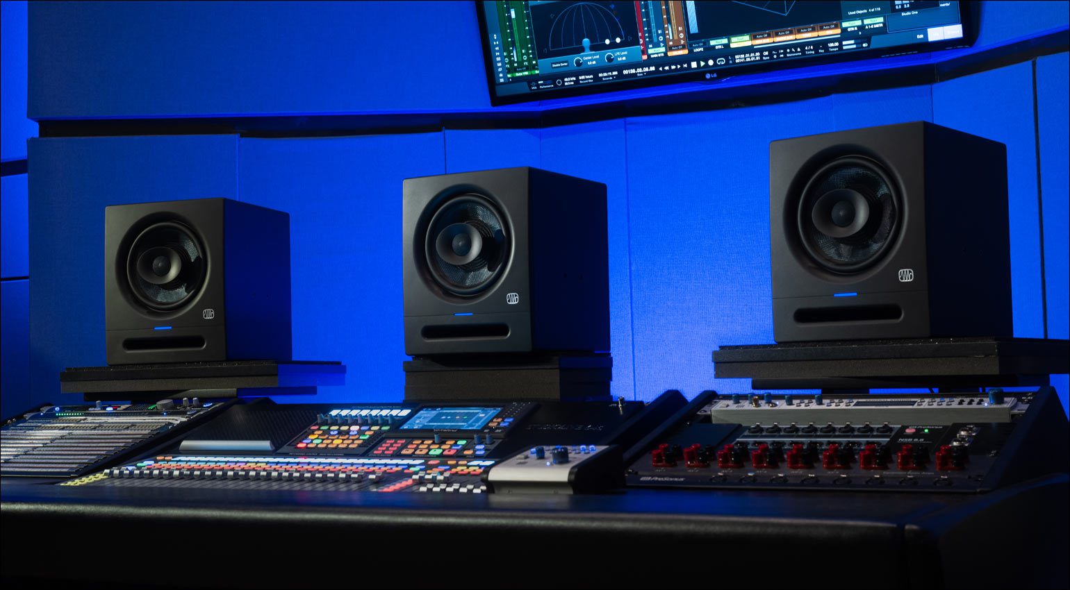 Mit Presonus Eris Pro denkt der Hersteller auch an immersive Setups für Dolby Atmos