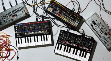 Aus Versehen Legenden: Roland TR-808, TB-303, SP-404 und mehr