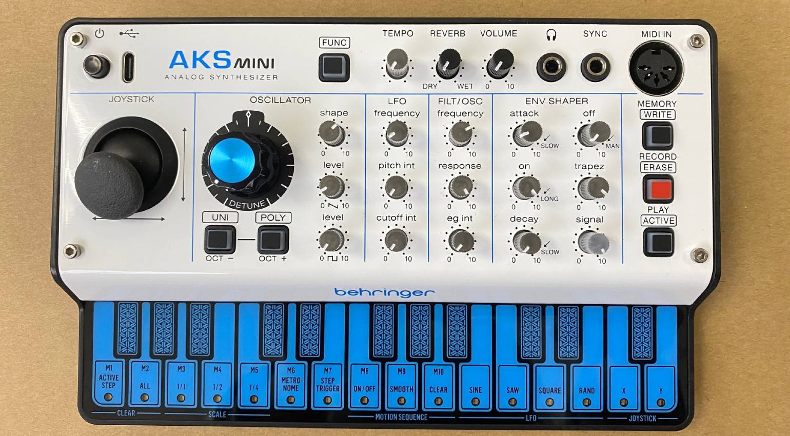 Alle Behringer Synthesizer auf einen Blick: Die ultimative Liste ...